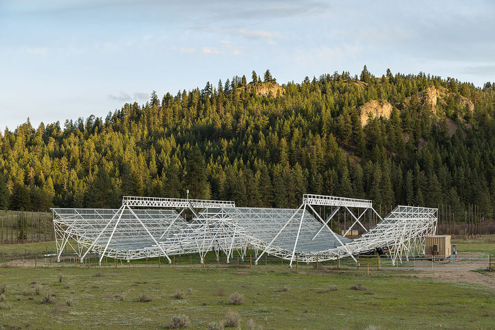 Радиотелескоп CHIME. Фото: wikipedia.org