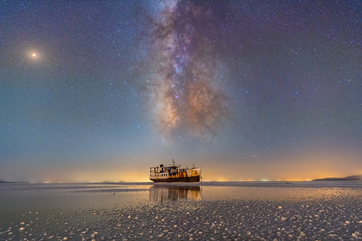«Порт Шарафхан и озеро Урмия» Masoud Ghadiri (Iran) / Insight Investment Astronomy Photographer of the Year 2019
