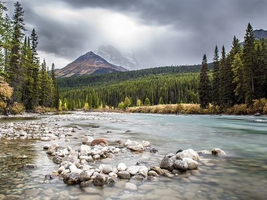 Экологи объяснили таинственное исчезновение реки в Канаде