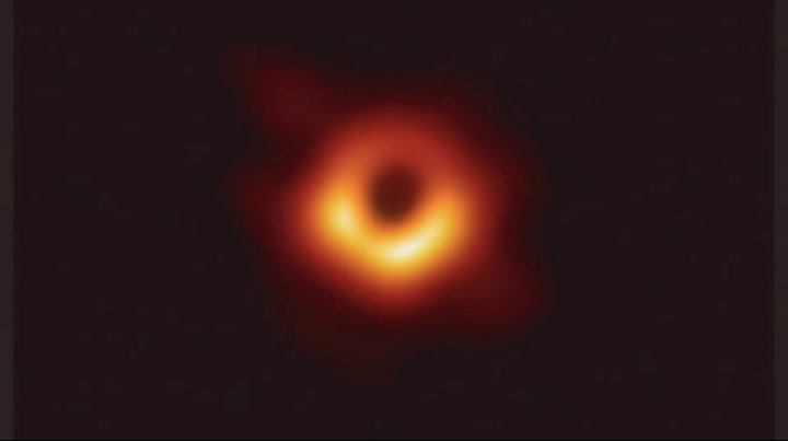 Черная дыра. Изображение носит иллюстративный характер