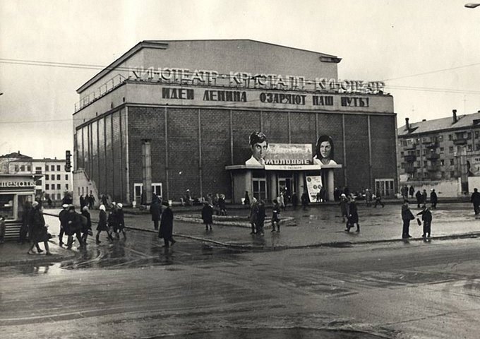 В СССР устраивали облавы в общественных местах: в кинотеатрах, банях, магазинах.