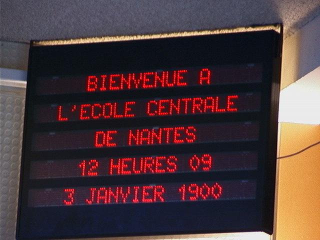 Табло показывает 3 января 1900 года, вместо 3 января 2000 года. Франция. Фото: wikipedia
