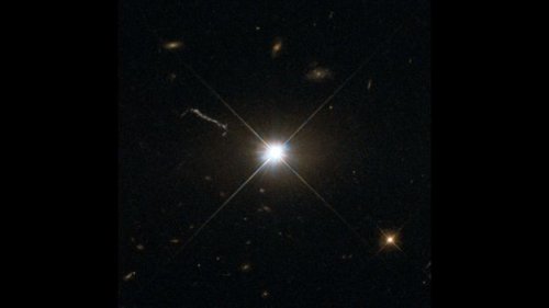 Скопление квазаров Huge-LQG